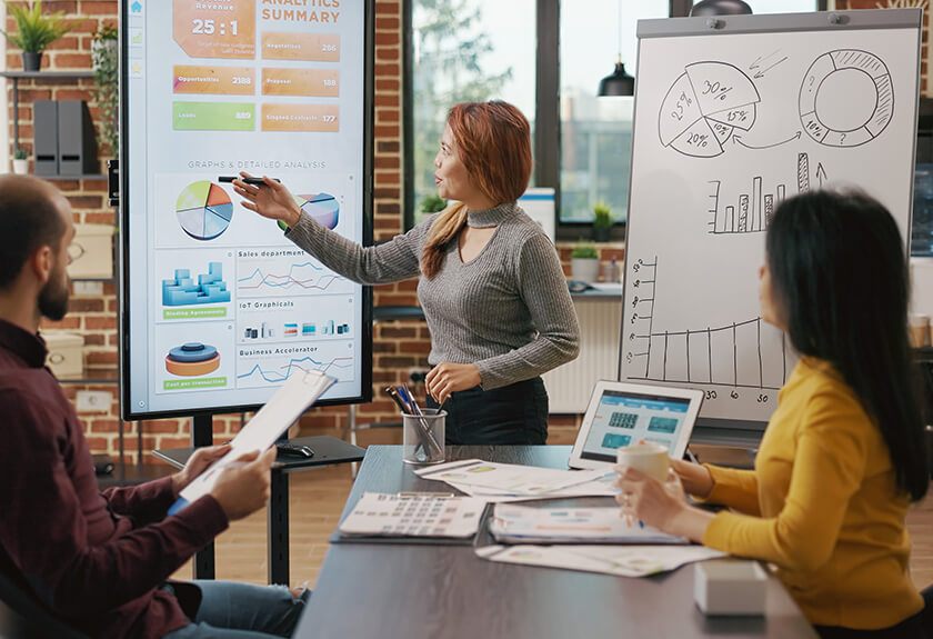 service-business-management-oversight